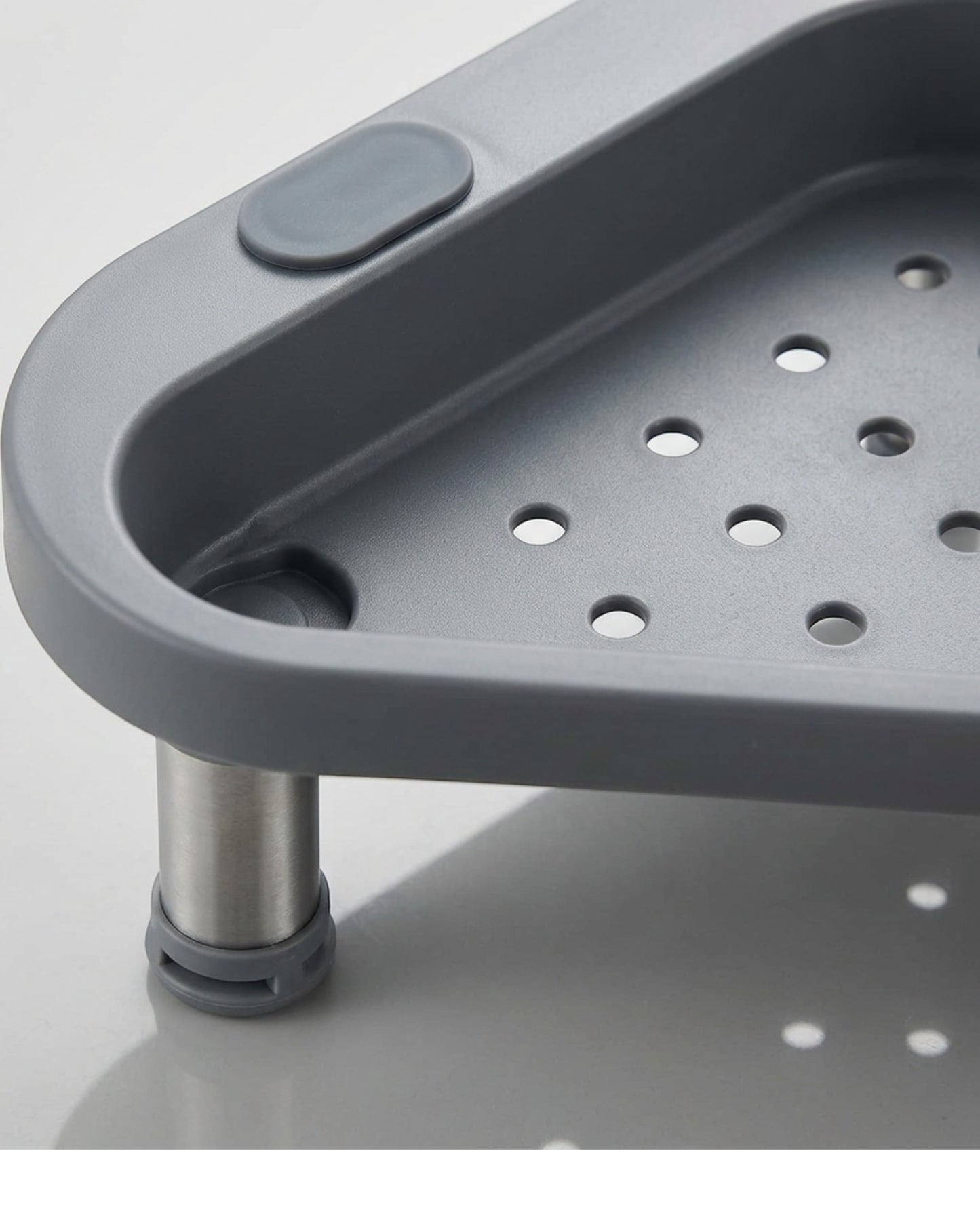 Kfpwz Triangular In-Sink Corner Drain Shelf Smoke Gray - Detail view